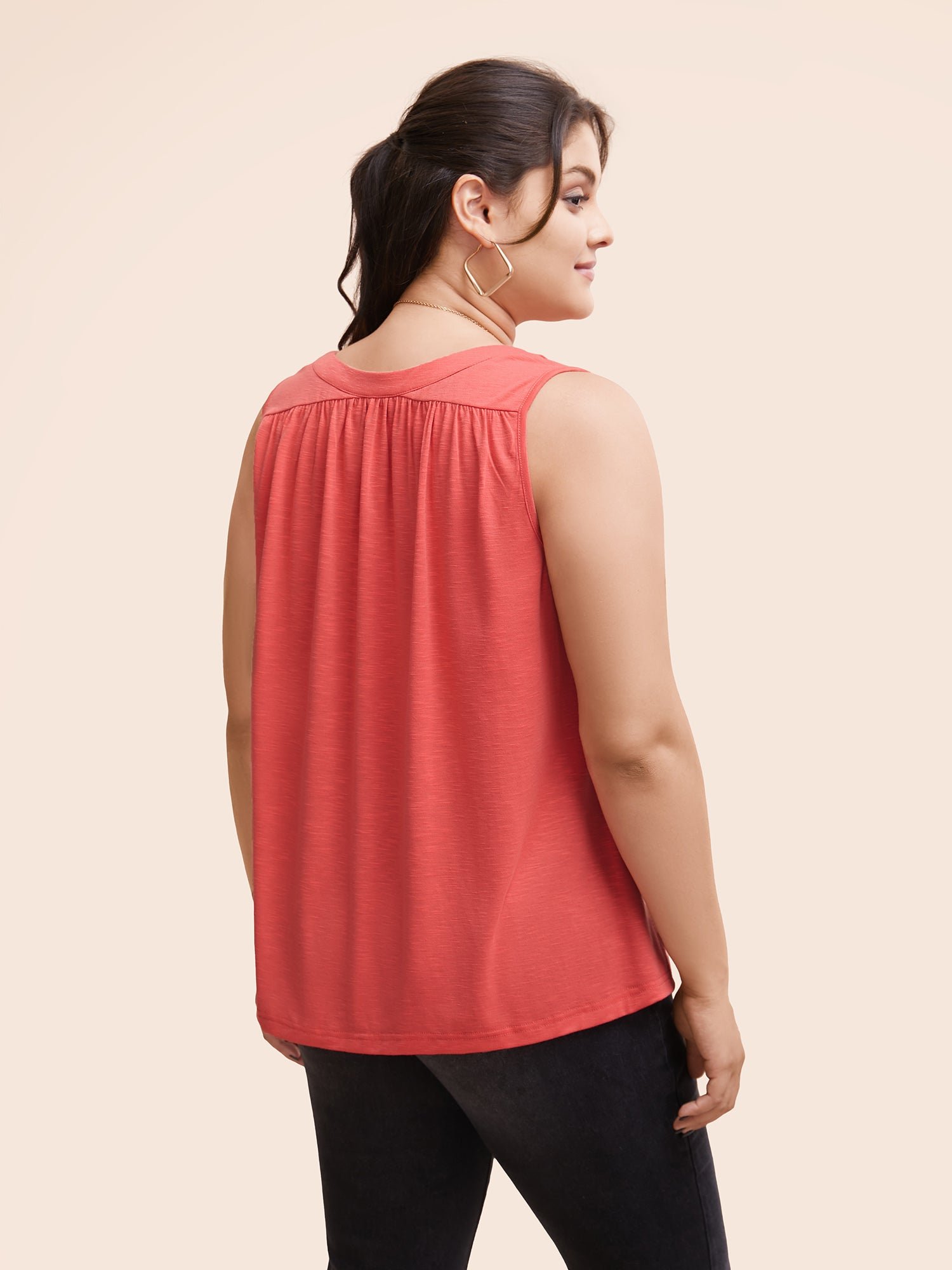 Solid Tie Knot Gathered Tank Top - Image 5