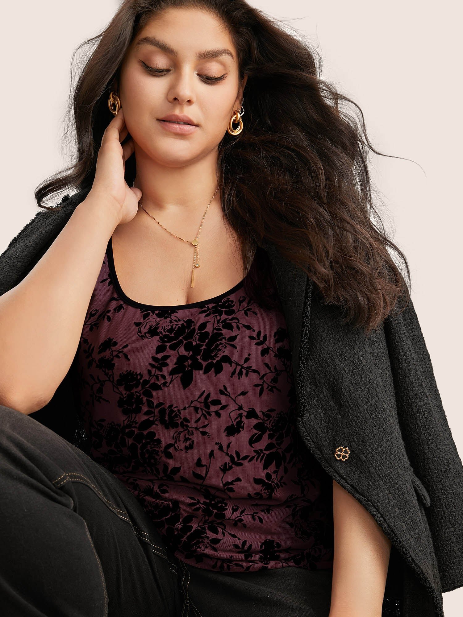 Silhouette Floral Print Flocking Square Neck Tank Top