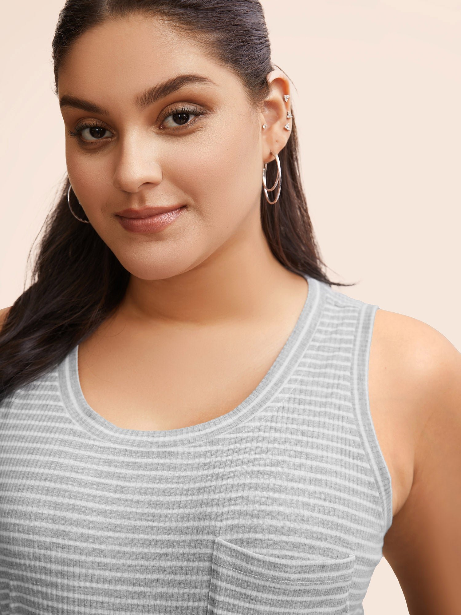 Striped Pocket Arc Hem Tank Top - Image 3