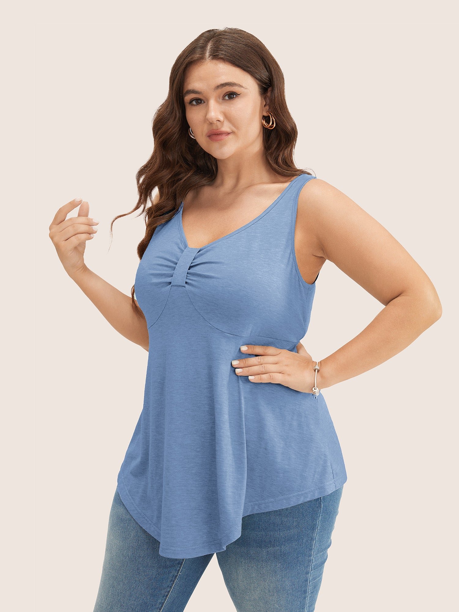 Solid Ruched Detail Asymmetrical Hem Tank Top - Image 14