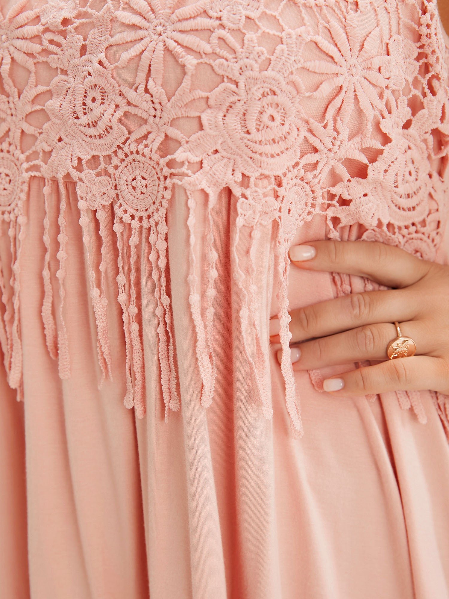 Plain Contrast Lace Ruffle Hem Cami Top - Image 7