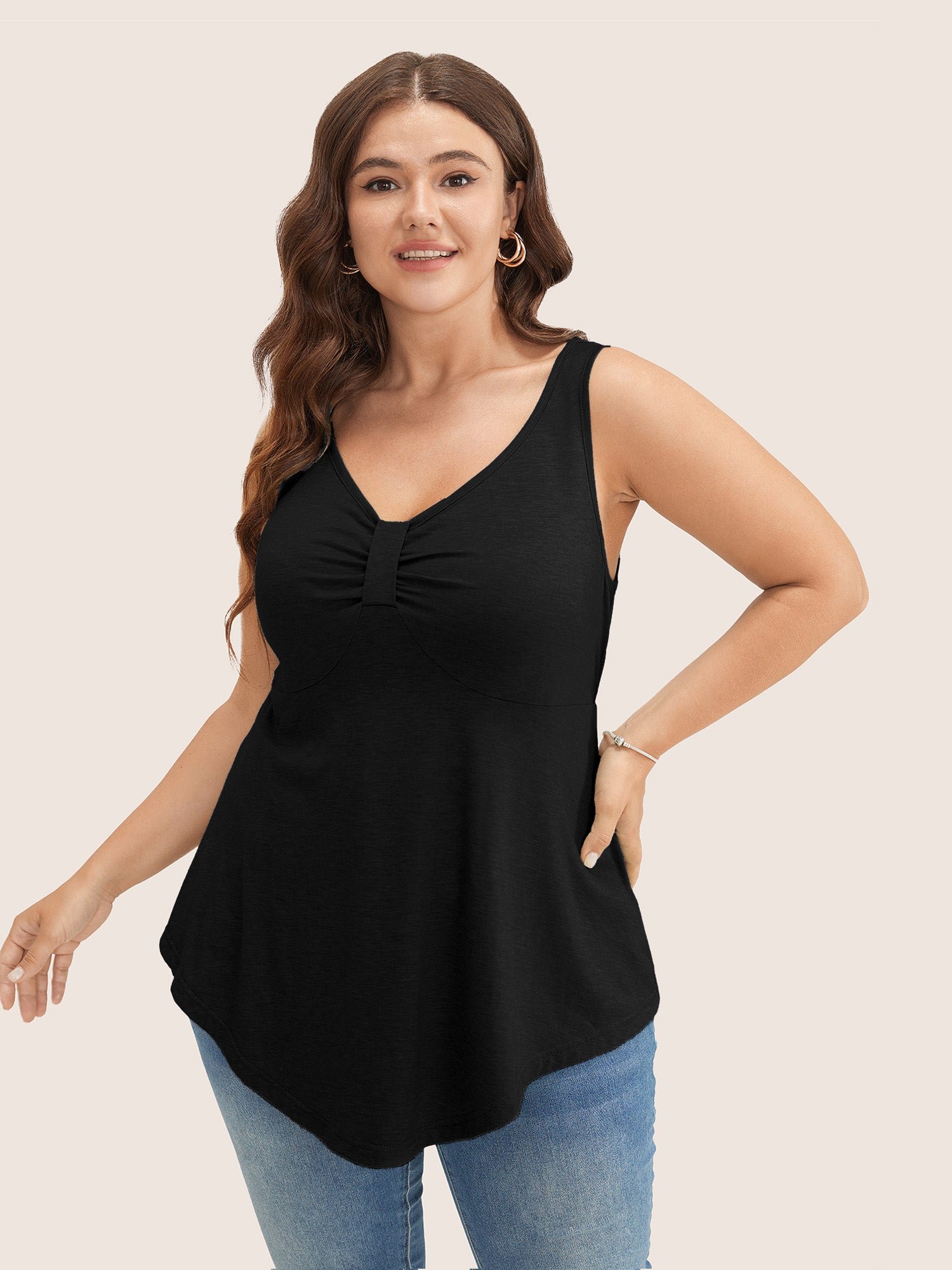 Solid Ruched Detail Asymmetrical Hem Tank Top - Image 3