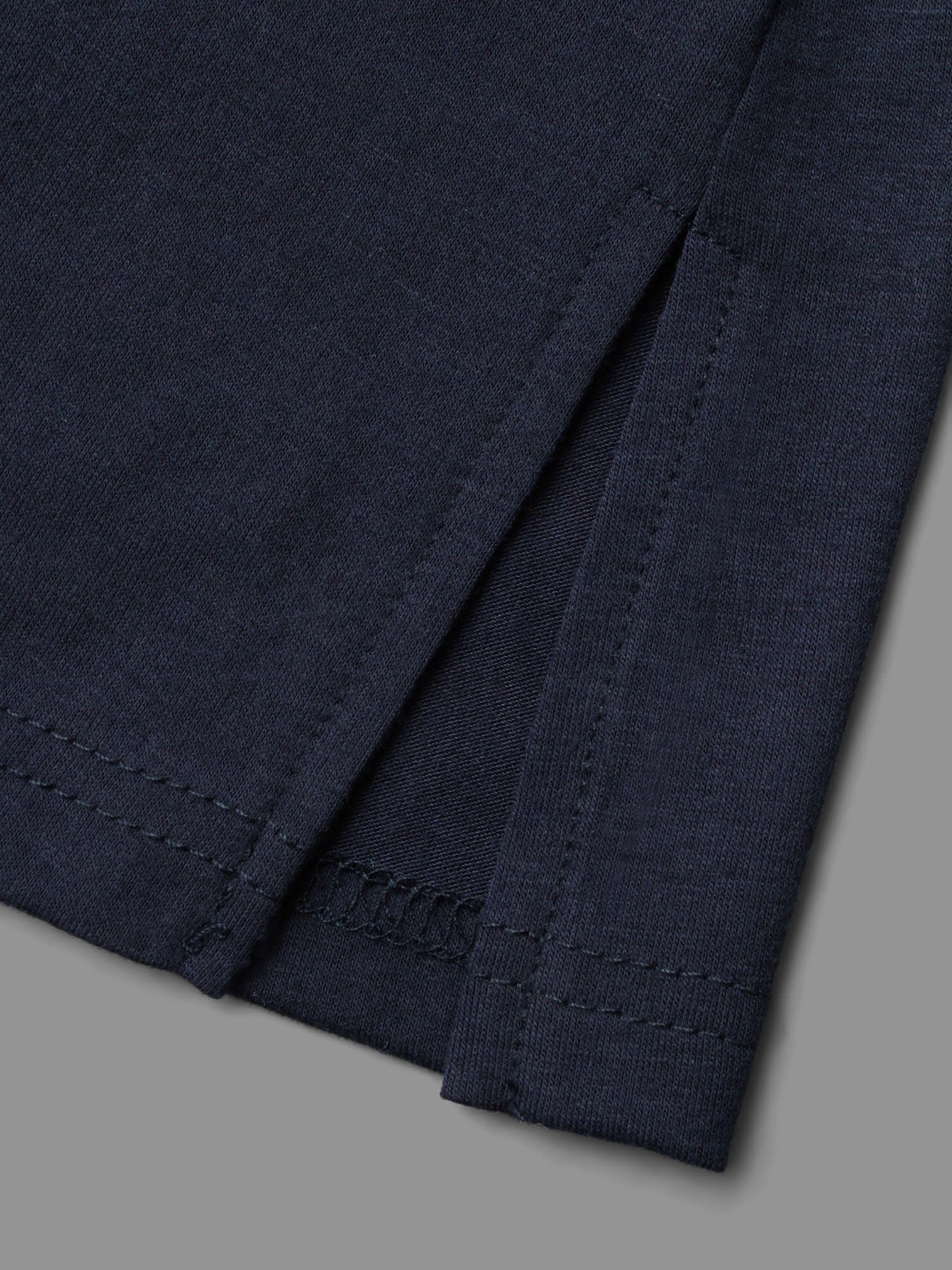 Geometric Printed Notched Collar Slim-Fit Tank Top - Image 7