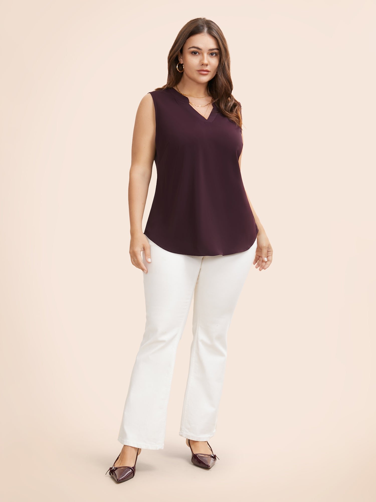 Solid Notched Collar Curved Hem Tank Top - Image 2