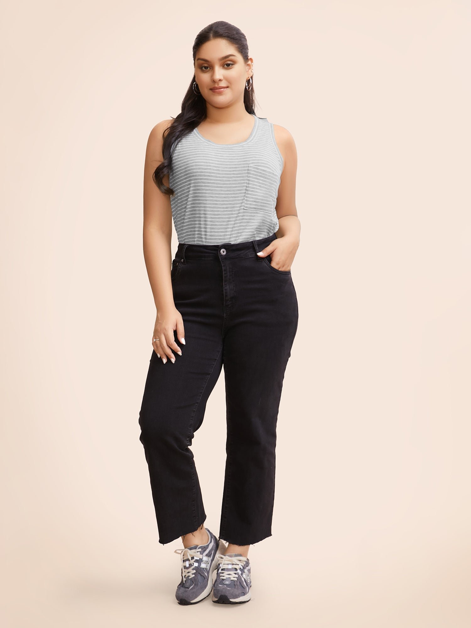 Striped Pocket Arc Hem Tank Top - Image 2