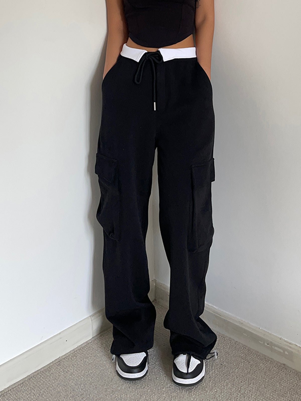 Contrast Waistband Cargo Sweatpants - Image 7
