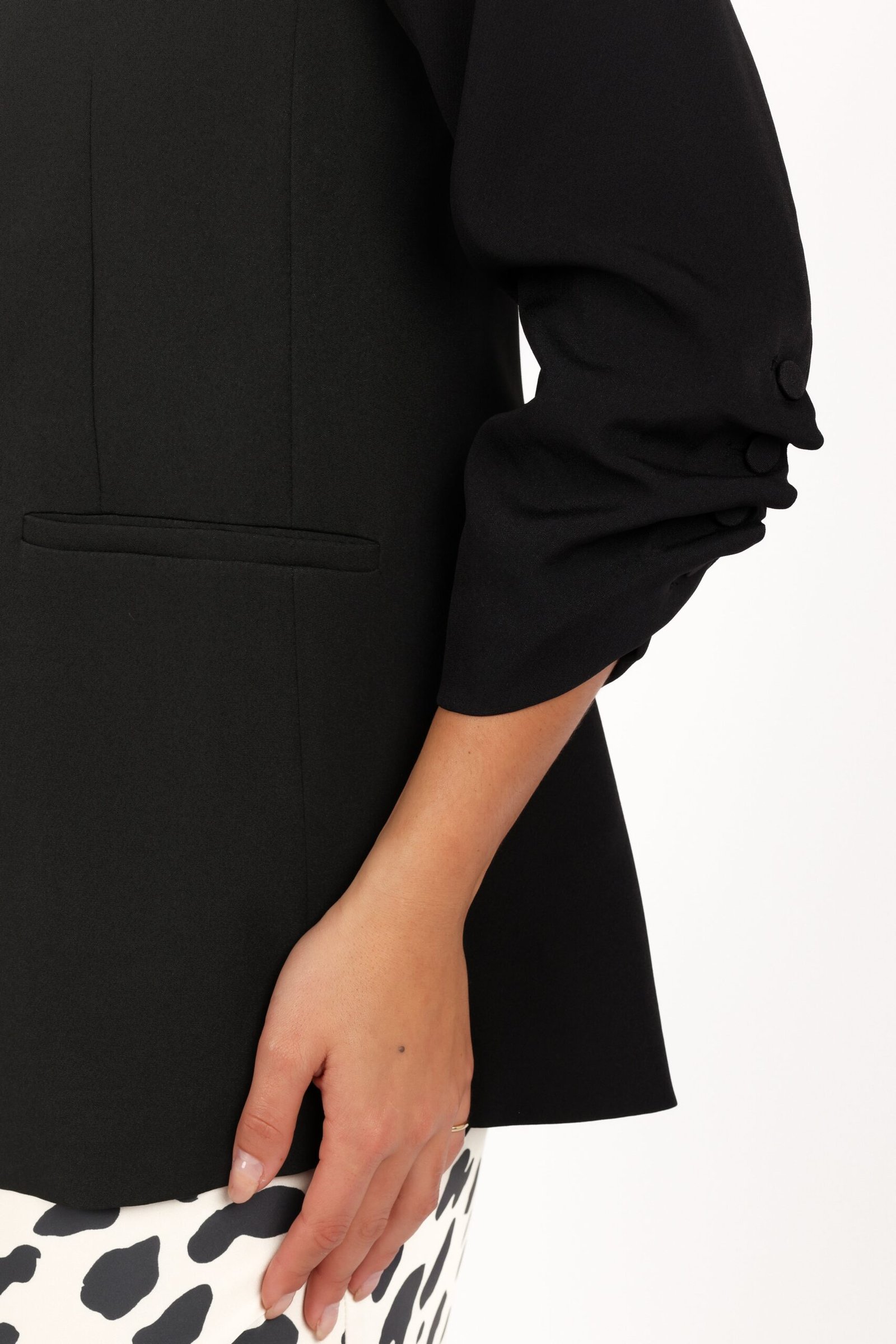 Slouch Sleeve Blazer - Black - Image 6