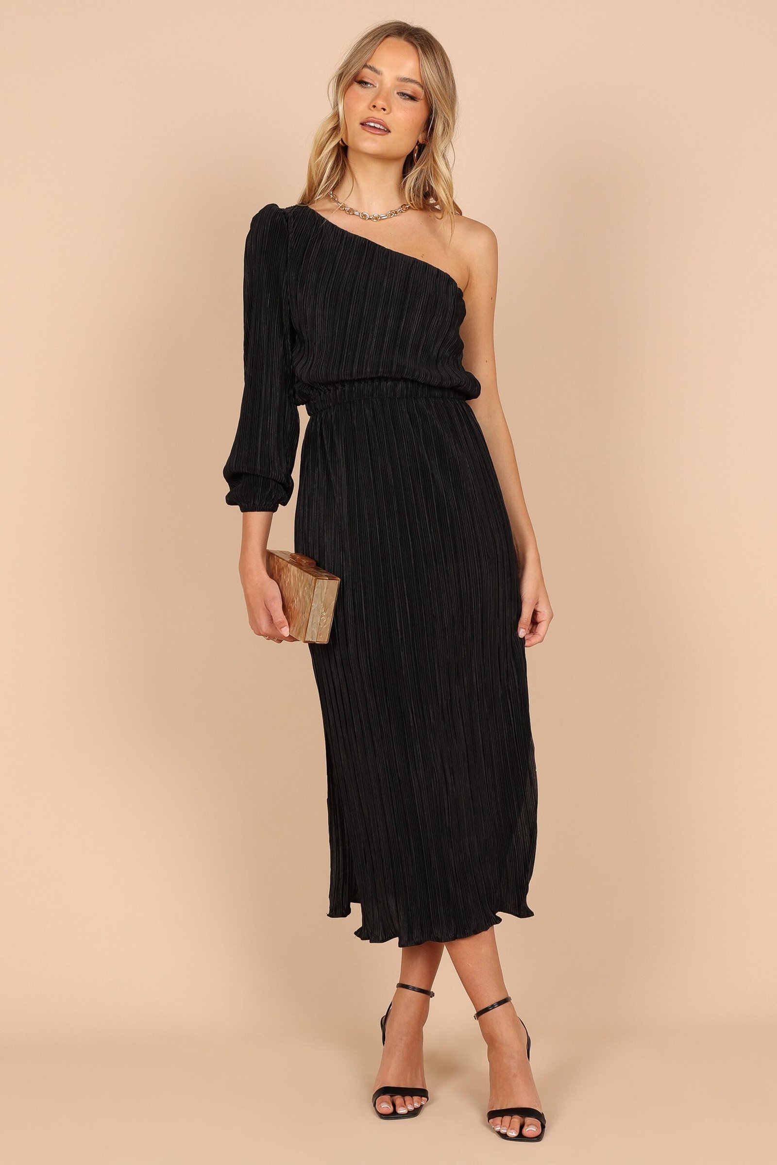One Shoulder Pleated Midi Dress - Black - Image 7
